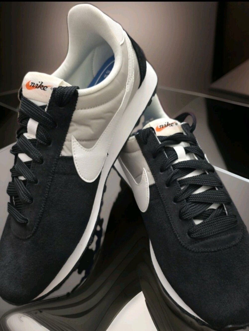 Nike Pre Montreal 17 Black Sail Pale Grey Men recrafted Vintage Sz 12